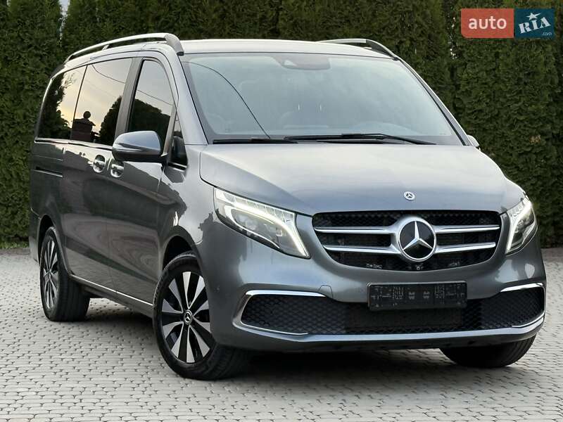 Мінівен Mercedes-Benz V-Class 2021 в Рівному