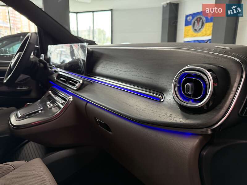 Мінівен Mercedes-Benz V-Class 2025 в Тернополі