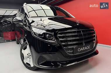 Минивэн Mercedes-Benz V-Class 2025 в 