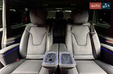 Минивэн Mercedes-Benz V-Class 2025 в 