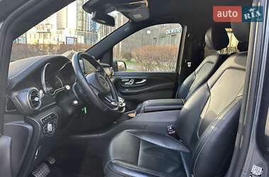 Минивэн Mercedes-Benz V-Class 2016 в 