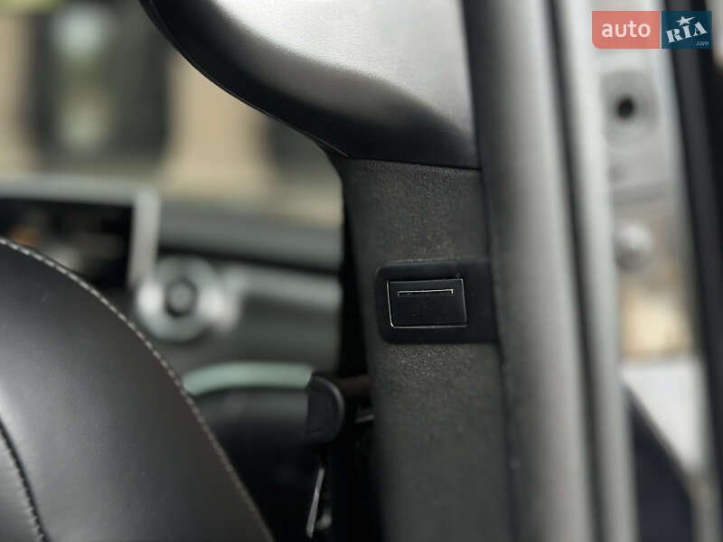 Мінівен Mercedes-Benz V-Class 2016 в Харкові фото 39 Мінівен Mercedes-Benz V-Class 2016 в Харкові