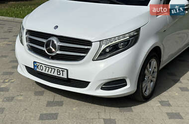 Минивэн Mercedes-Benz V-Class 2015 в 