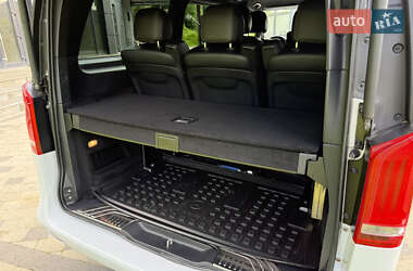 Минивэн Mercedes-Benz V-Class 2015 в 
