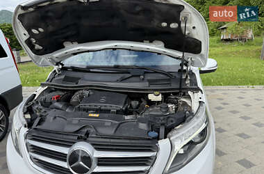Минивэн Mercedes-Benz V-Class 2015 в 