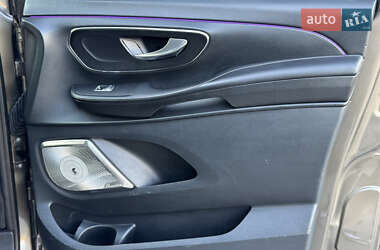 Мінівен Mercedes-Benz V-Class 2015 в 