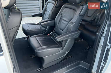 Минивэн Mercedes-Benz V-Class 2015 в 
