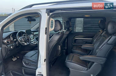 Минивэн Mercedes-Benz V-Class 2015 в 