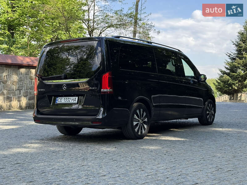 Минивэн Mercedes-Benz V-Class 2022 в Черновцах