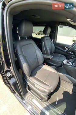 Минивэн Mercedes-Benz V-Class 2020 в 