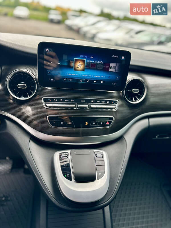 Мінівен Mercedes-Benz V-Class 2021 в Рівному