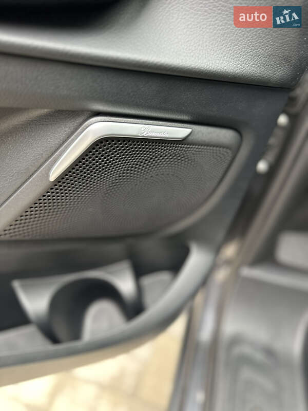 Мінівен Mercedes-Benz V-Class 2021 в Рівному