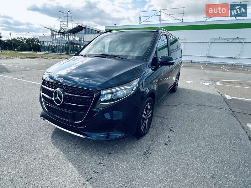 Минивэн Mercedes-Benz V-Class 2017 в Одессе
