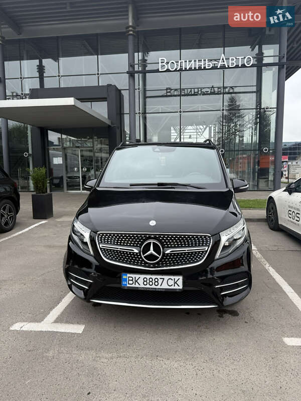 Минивэн Mercedes-Benz V-Class 2014 в Ровно фото 10 Минивэн Mercedes-Benz V-Class 2014 в Ровно