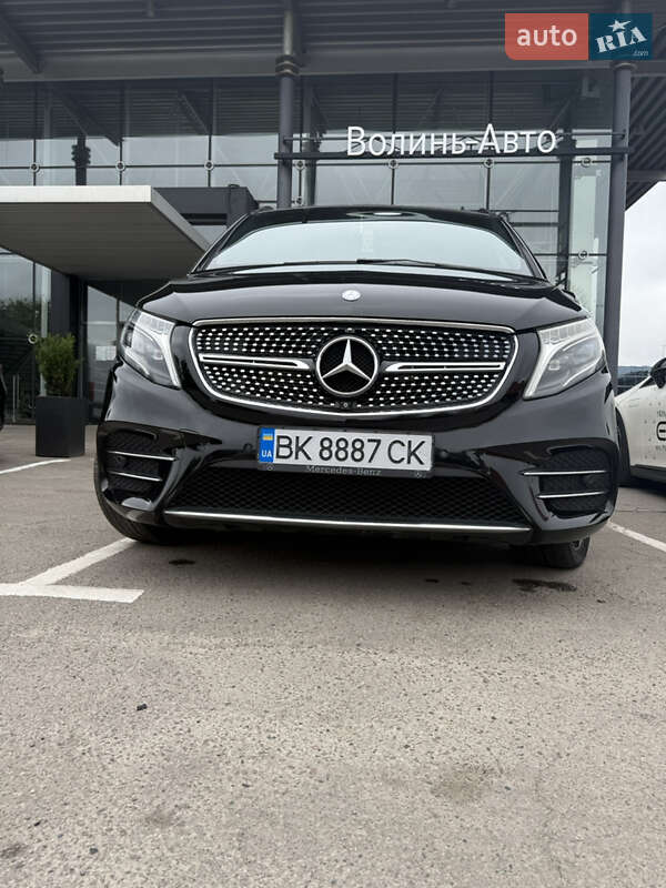 Минивэн Mercedes-Benz V-Class 2014 в Ровно фото 16 Минивэн Mercedes-Benz V-Class 2014 в Ровно