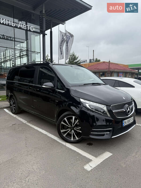 Минивэн Mercedes-Benz V-Class 2014 в Ровно фото 20 Минивэн Mercedes-Benz V-Class 2014 в Ровно