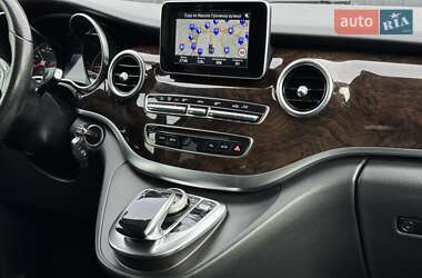 Минивэн Mercedes-Benz V-Class 2015 в 