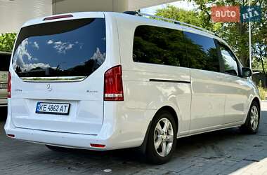 Минивэн Mercedes-Benz V-Class 2016 в 