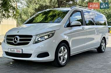 Минивэн Mercedes-Benz V-Class 2016 в 