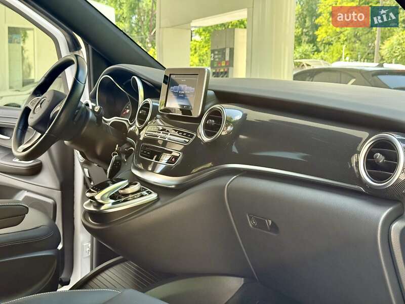 Минивэн Mercedes-Benz V-Class 2016 в Днепре