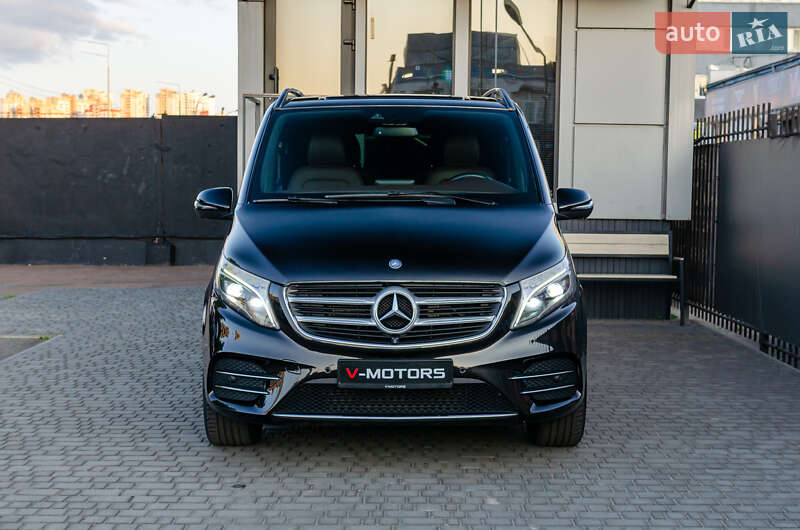 Минивэн Mercedes-Benz V-Class 2017 в Киеве