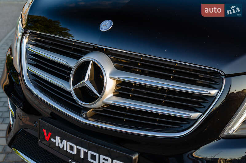 Минивэн Mercedes-Benz V-Class 2017 в Киеве