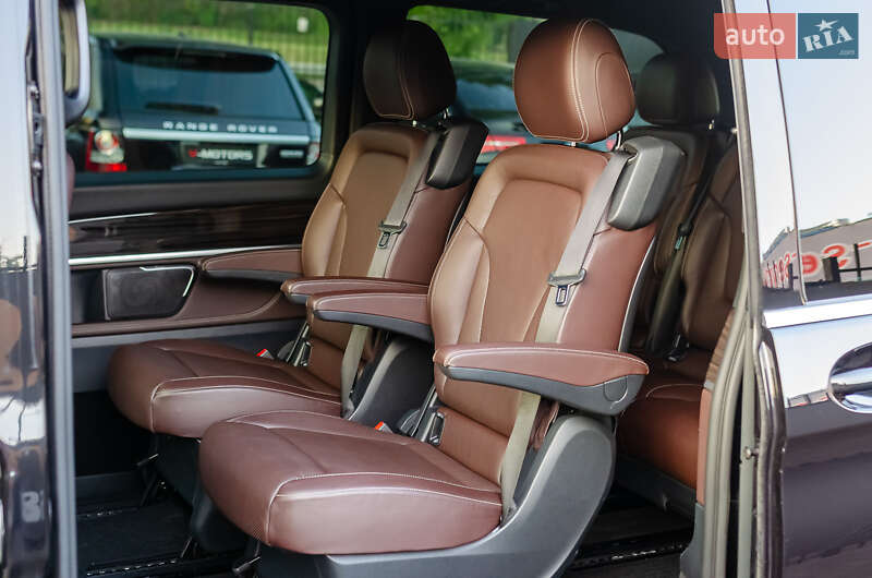 Минивэн Mercedes-Benz V-Class 2017 в Киеве