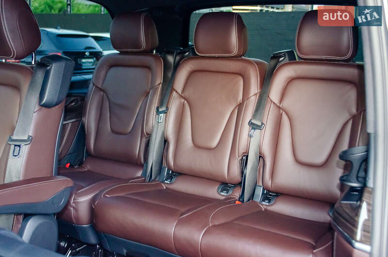 Минивэн Mercedes-Benz V-Class 2017 в Киеве