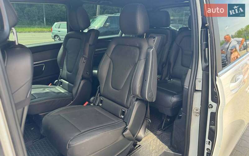 Минивэн Mercedes-Benz V-Class 2016 в Черновцах