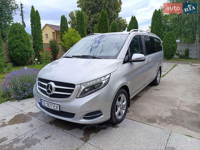 Mercedes-Benz V-Class 2016