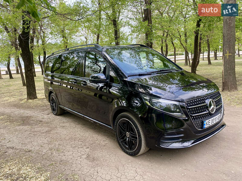 Минивэн Mercedes-Benz V-Class 2024 в Киеве фото 8 Минивэн Mercedes-Benz V-Class 2024 в Киеве