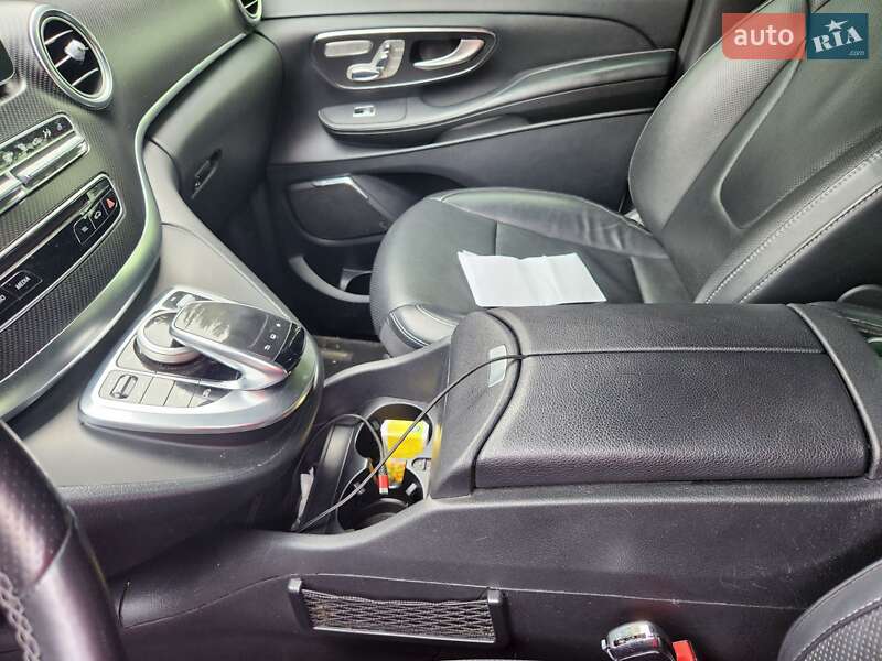 Минивэн Mercedes-Benz V-Class 2016 в Одессе фото 19 Минивэн Mercedes-Benz V-Class 2016 в Одессе