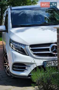 Mercedes-Benz V-Class 2016