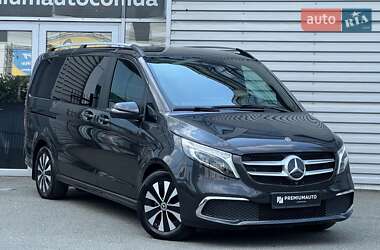 Мінівен Mercedes-Benz V-Class 2022 в Києві