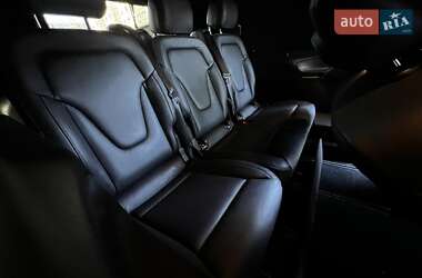 Минивэн Mercedes-Benz V-Class 2020 в 