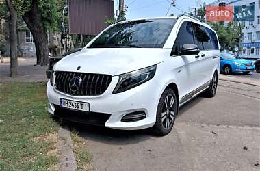 Мінівен Mercedes-Benz V-Class 2015 в Одесі