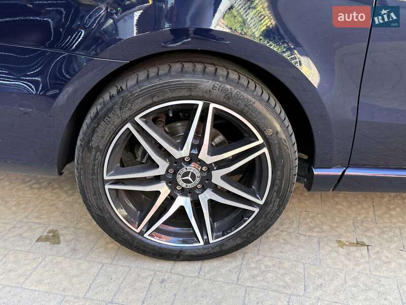 Минивэн Mercedes-Benz V-Class 2021 в Львове
