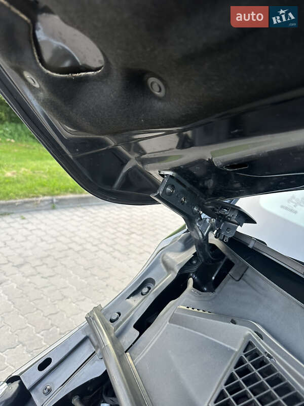 Мінівен Mercedes-Benz V-Class 2021 в Бродах