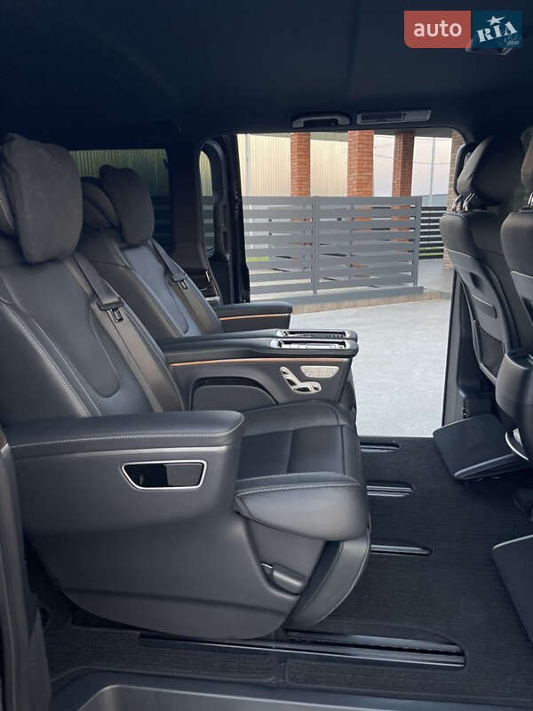 Минивэн Mercedes-Benz V-Class 2022 в Днепре