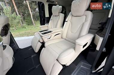 Мінівен Mercedes-Benz V-Class 2022 в 