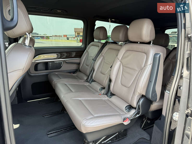 Минивэн Mercedes-Benz V-Class 2022 в Черновцах