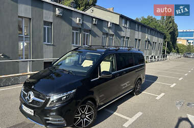 Минивэн Mercedes-Benz V-Class 2023 в 