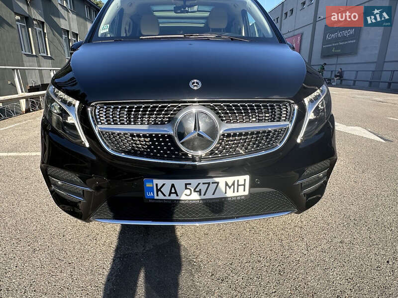 Мінівен Mercedes-Benz V-Class 2023 в Києві