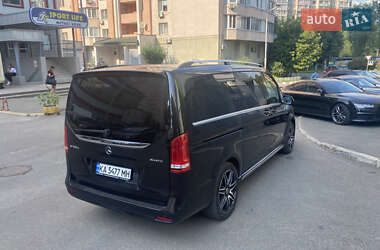 Минивэн Mercedes-Benz V-Class 2023 в 