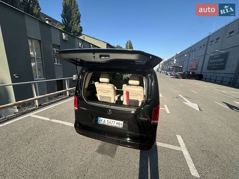 Мінівен Mercedes-Benz V-Class 2023 в Києві