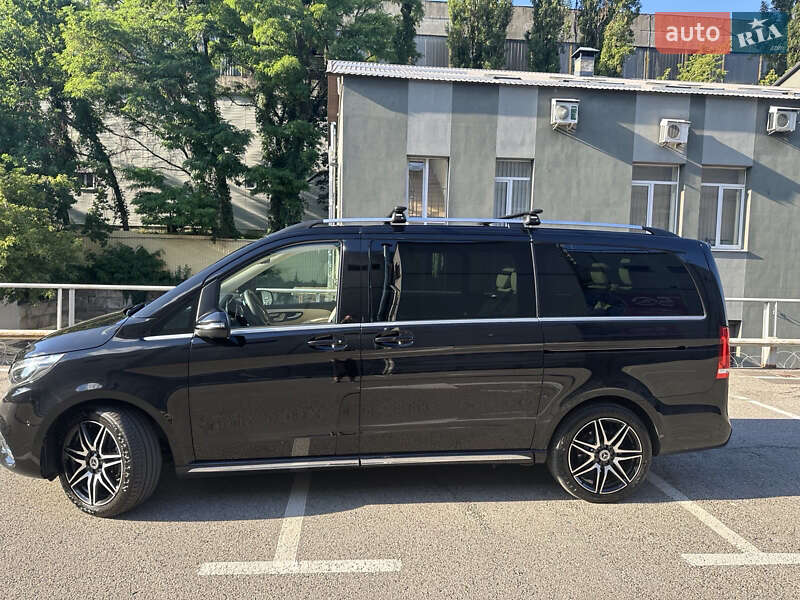 Мінівен Mercedes-Benz V-Class 2023 в Києві