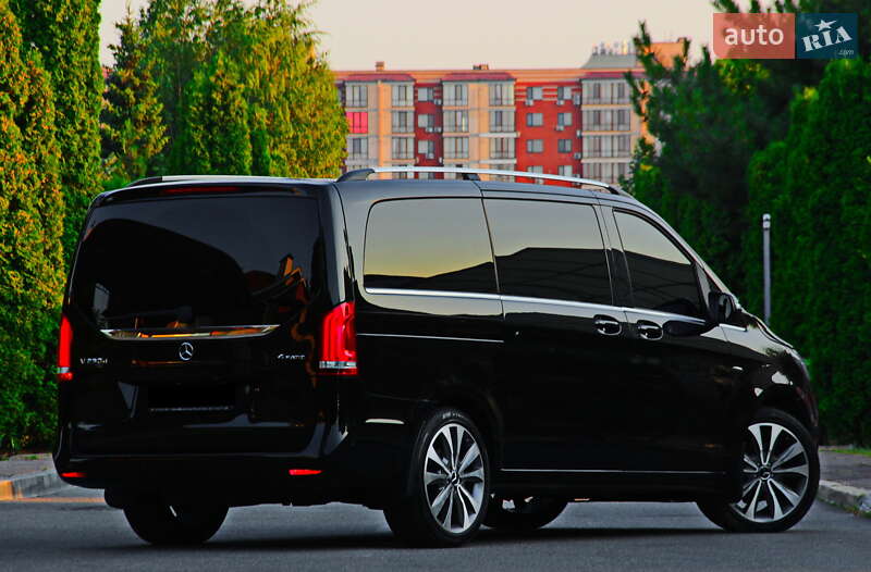 Мінівен Mercedes-Benz V-Class 2017 в Дніпрі
