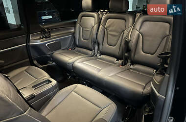 Мінівен Mercedes-Benz V-Class 2023 в 