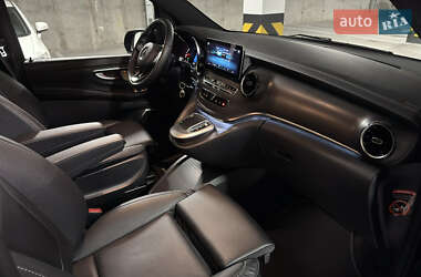 Мінівен Mercedes-Benz V-Class 2023 в 