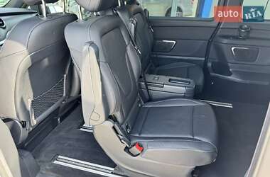 Минивэн Mercedes-Benz V-Class 2022 в 